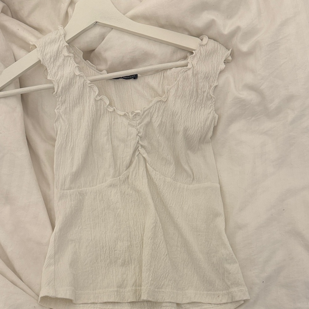 Elegant White Ruffled Women's Top brandy melville